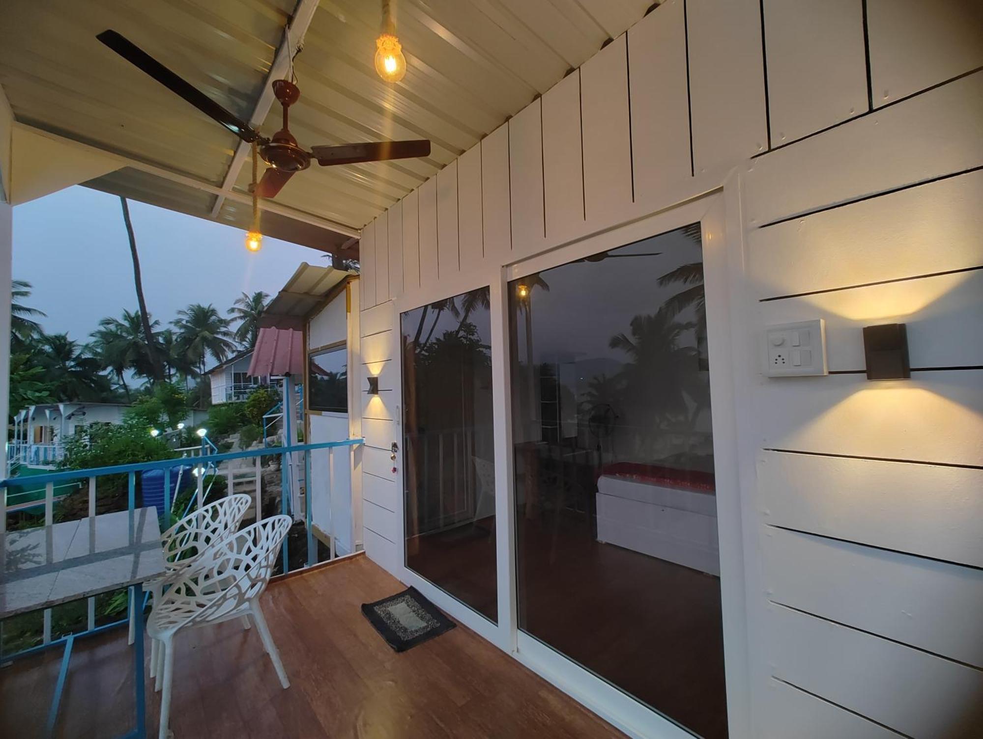 Hilltop Seaview Palolem Goa Hotel Екстериор снимка